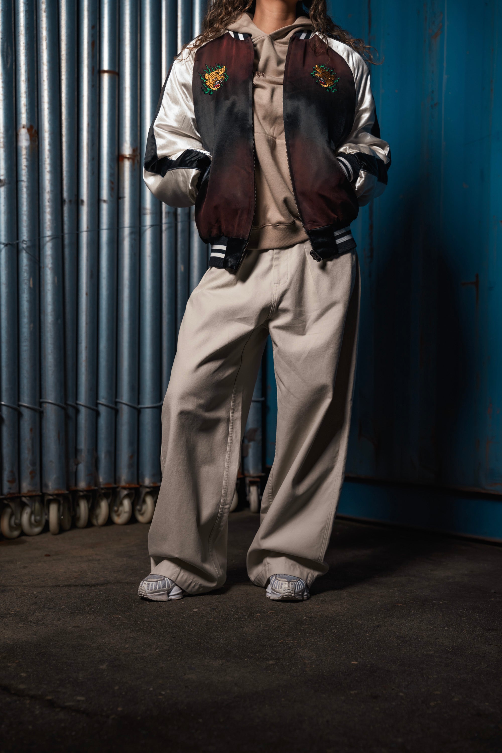 metal eyelet barrel pants