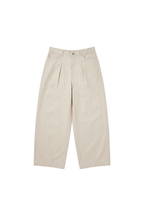 metal eyelet barrel pants