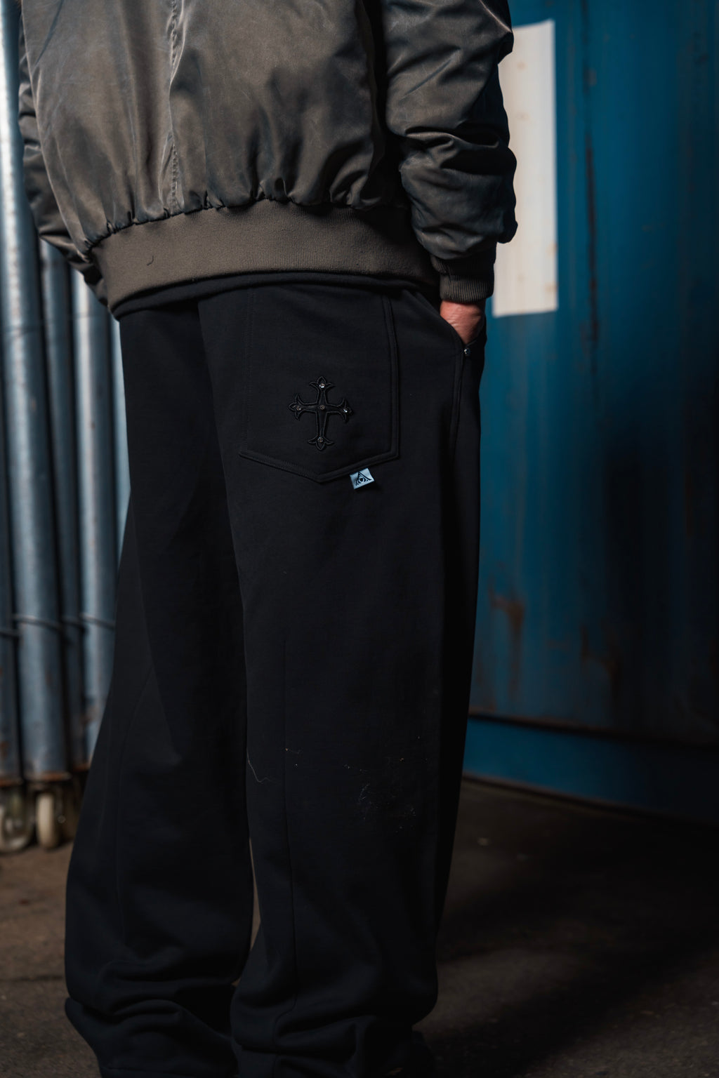 barrel fit sweatpants