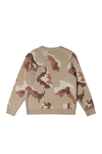 camouflage khaki applique logo knit