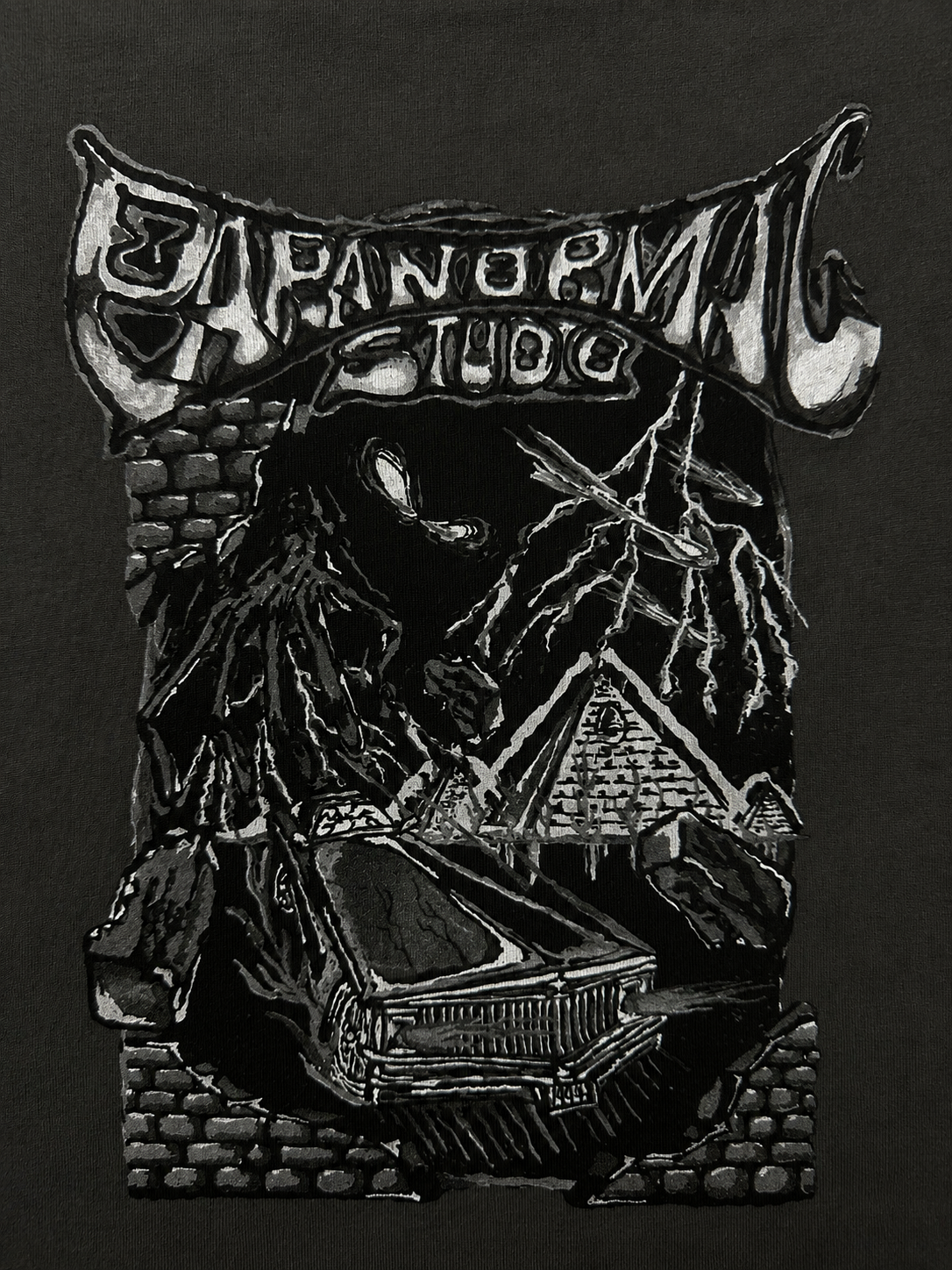 dystopia pyramid tee