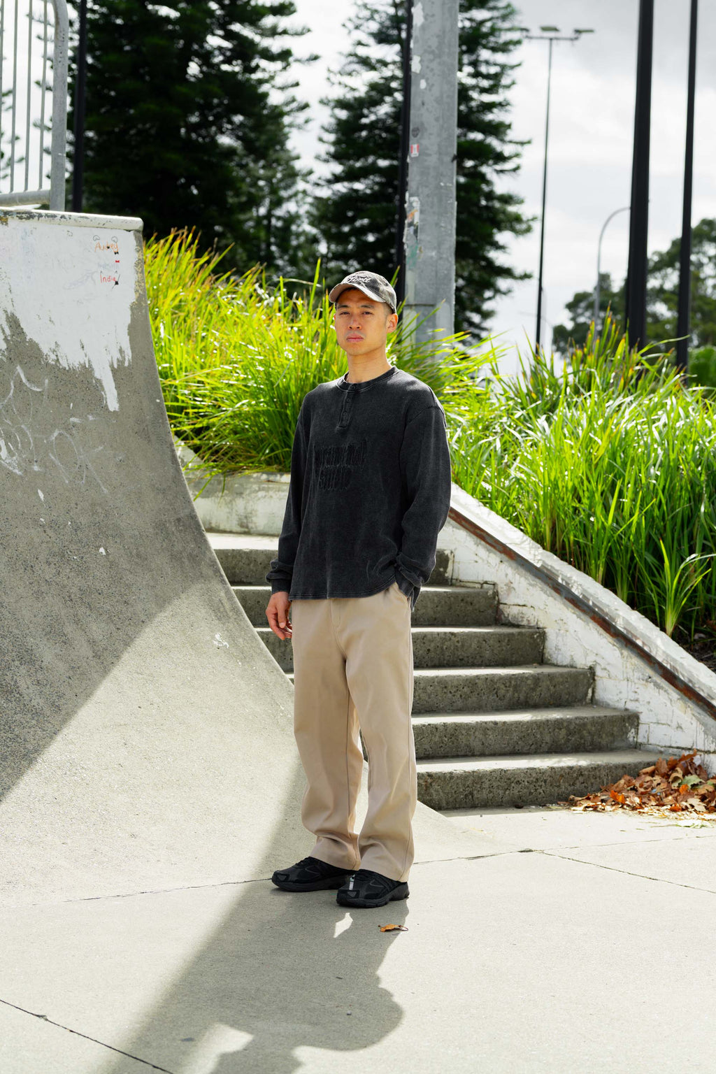 tapered skater pants